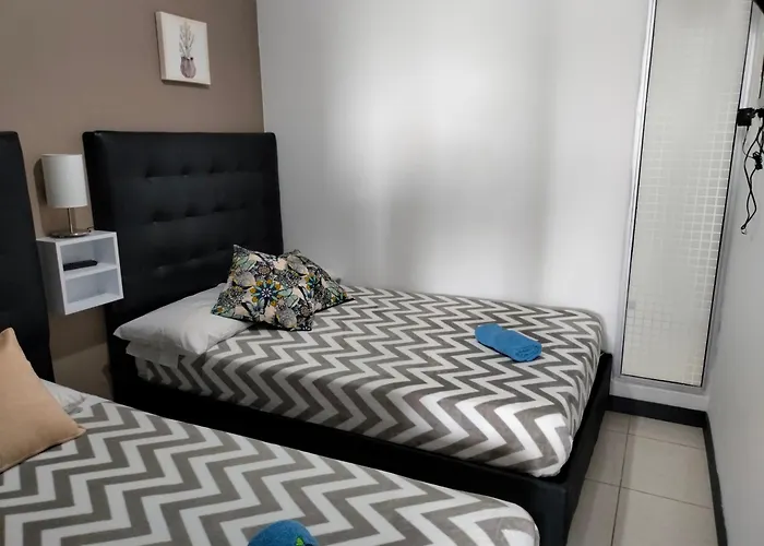 Apartamento cerca parque del Café con Piscina