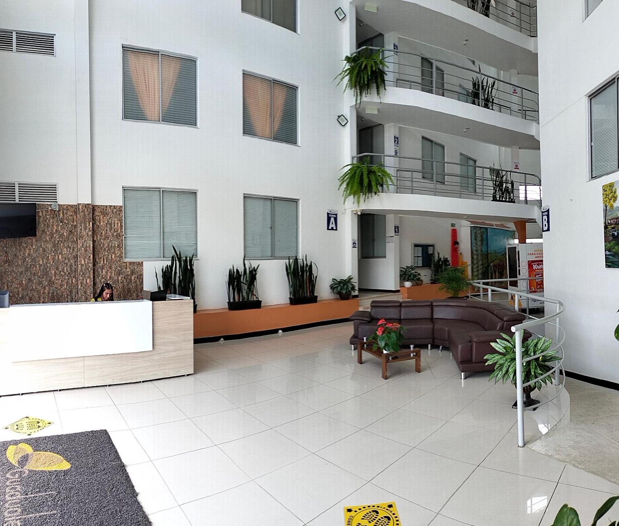Cerca Parque Del Café Con Piscina Appartement Montenegro
